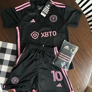 Youth Messi soccer outfit BRAND NEW